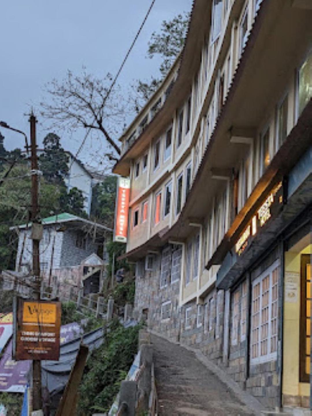 Teesta Hotel , Darjeeling 다르질링 외부 사진